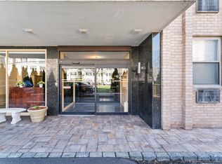 65 Glenbrook Rd APT 3F, Stamford, CT 06902