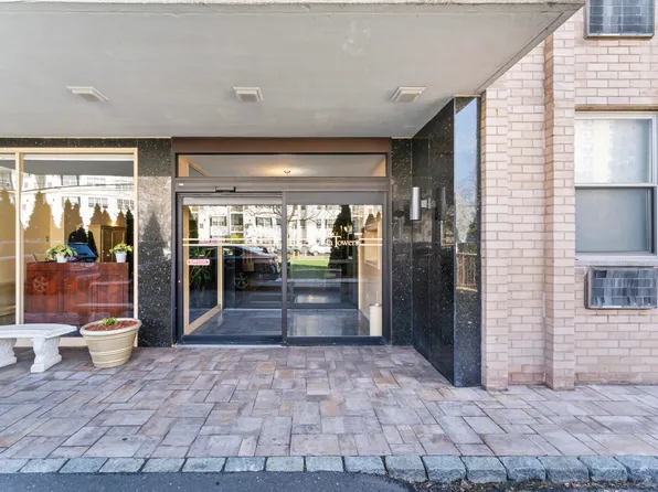 65 Glenbrook Road APT 3F, Stamford, CT 06902