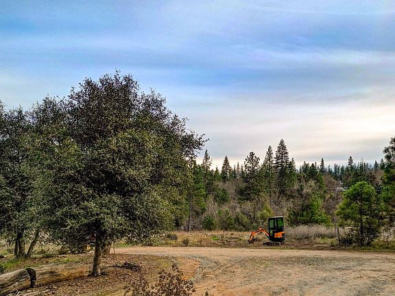 2nd image of 6422 Dogtown Rd