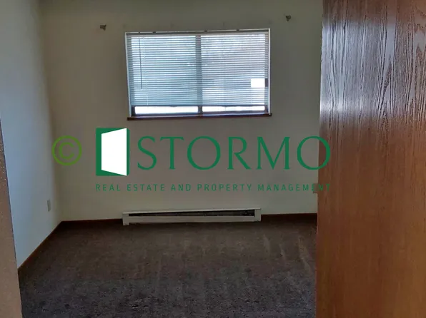 525 14th St S #4, Saint Cloud, MN 56301