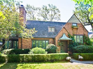 855 Greenview Pl, Lake Forest, IL 60045