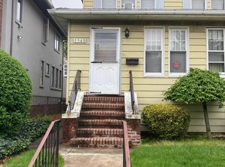 1340 E 27th St, Brooklyn, NY 11210