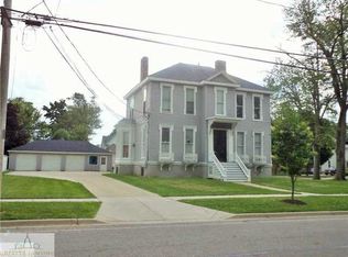 409 E Walker St, Saint Johns, MI