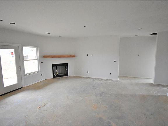 5th image of 358 N Otoe St