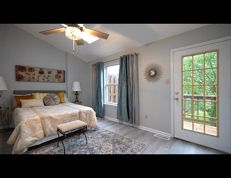 110 Magnolia Ct — Photo 17