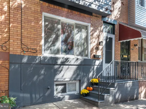 1115 Linn St, Philadelphia, PA 19147