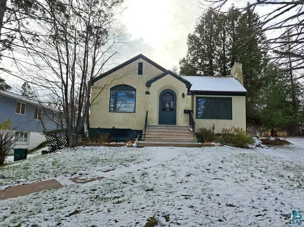 2304 Pershing St, Duluth, MN 55811