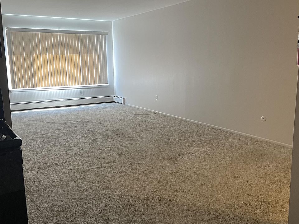 1st image of 249 Chestnut St APT 103