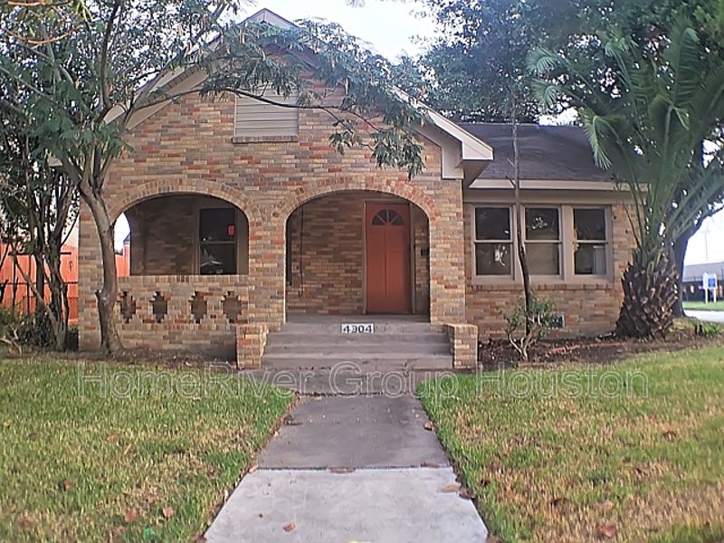 1st image of 4304 Leeland St