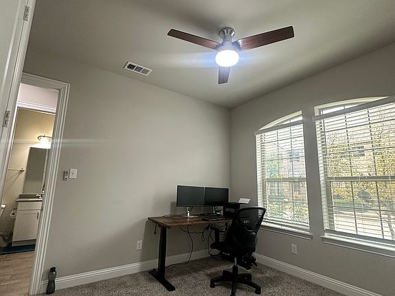 5th image of 2452 Merriweather Ln