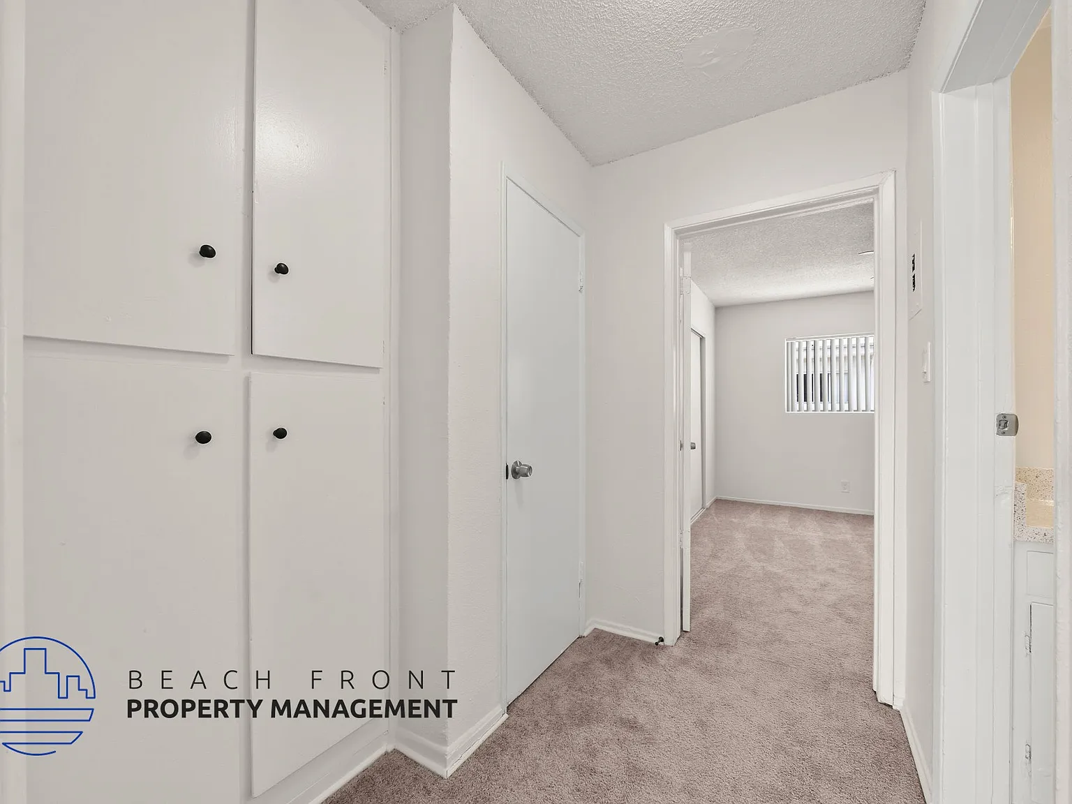 3612 W. 102nd St. — Photo 4