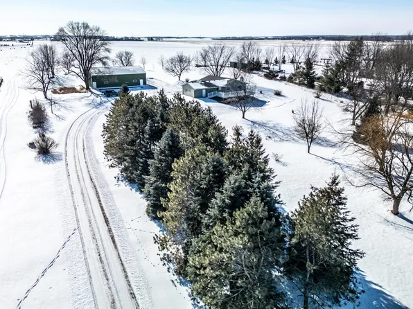 1720 210th St E, Farmington, MN 55024