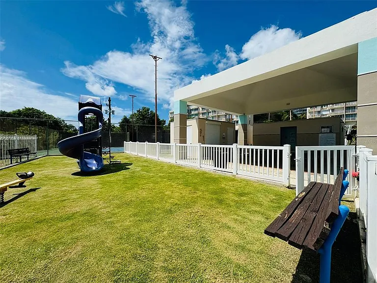 COND VILLAS DEL FAR0 Calle Punta Tuna #2106 — Photo 11