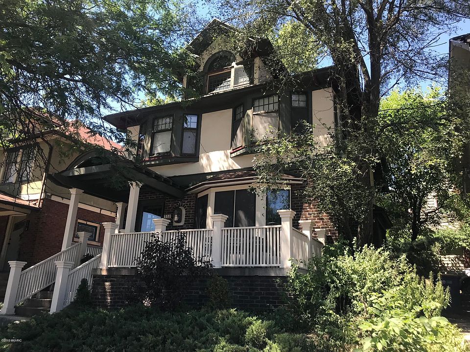 1st image of 553 Fulton St E