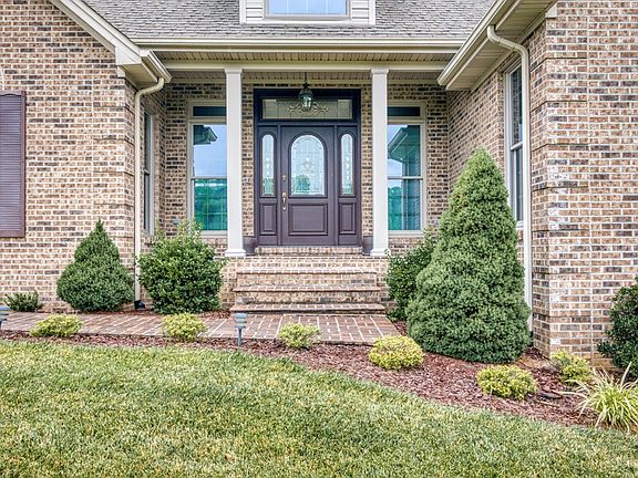 3rd image of 21433 Sheffield Ct