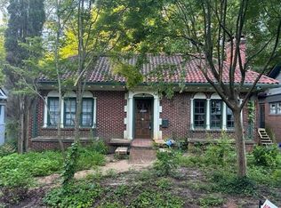 1225 Cameron Ct, Atlanta, GA 30306