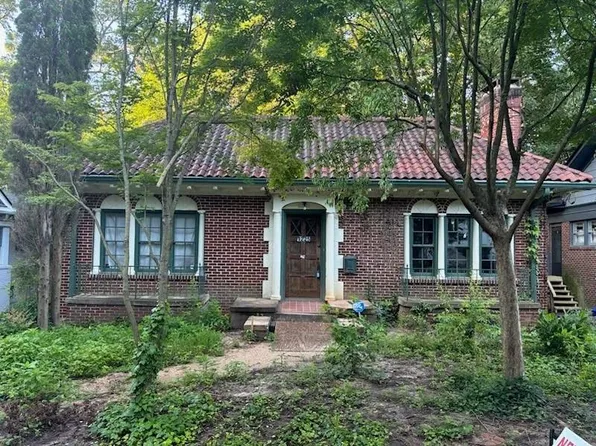 1225 Cameron Ct, Atlanta, GA 30306
