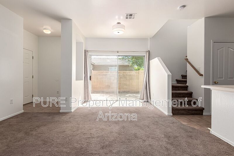 1st image of 1565 S Owl Dr