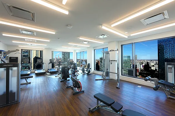 Rented by Greystar | media 8