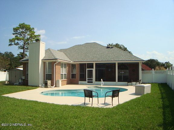 3rd image of 14209 Twin Falls Dr E