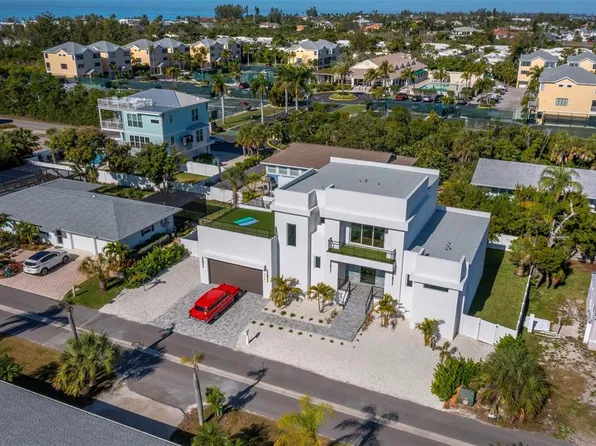 635 Jungle Queen Way, Longboat Key, FL 34228