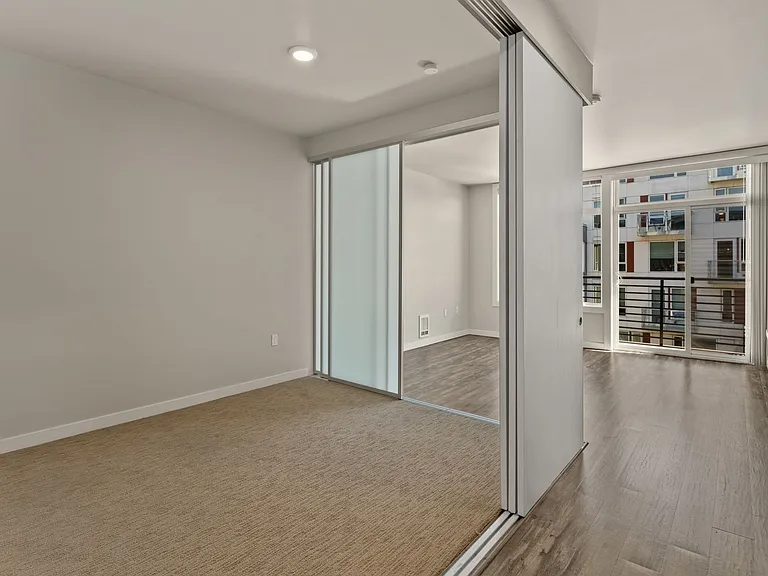 Evolve Apartments — Photo 43