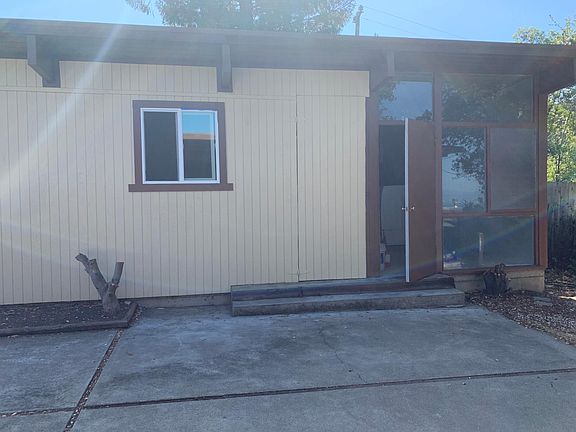 5th image of 1549 Los Montes Dr