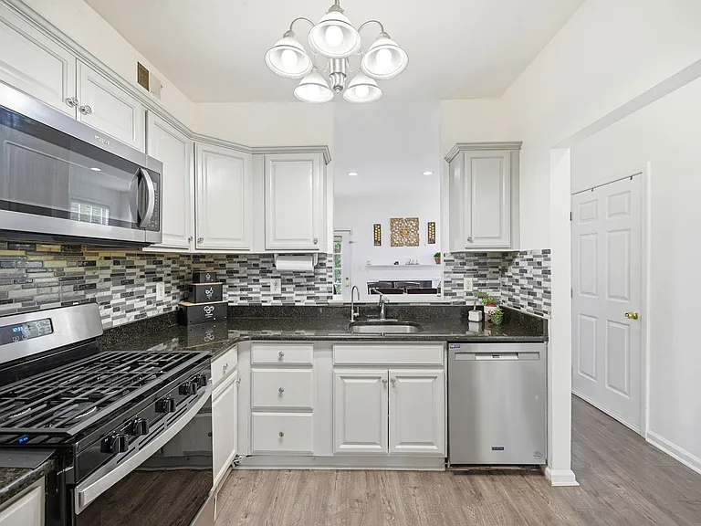 216 Barringer Dr — Photo 39