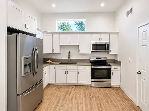 5604 Le Sage Ave Photo 1