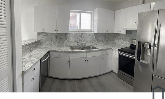 4th image of 20795 NW 41st Ave