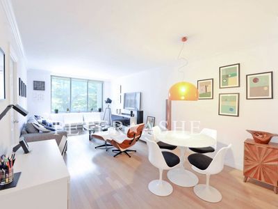 220 E 65th St APT 2A, New York, NY, 10065