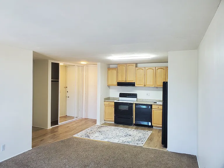 3050 Rue Dorleans #370 — Photo 7
