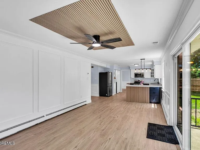 30 Belmont Ave — Photo 10