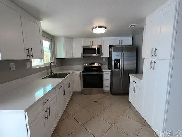 273 Date Ave #B