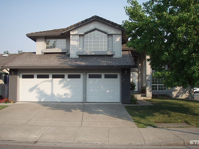1st image of 324 Northampton Dr