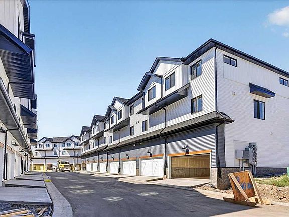 2nd image of 1750 N Rangeview Dr SE #201