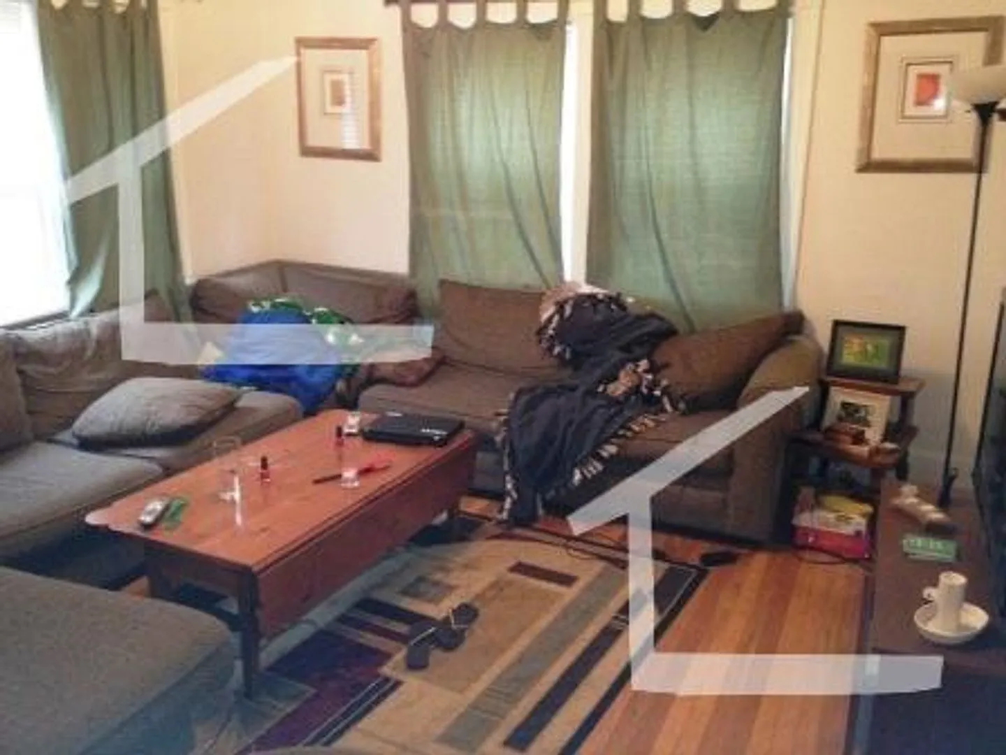 Nice 3 bed in Oak Square — Photo 4