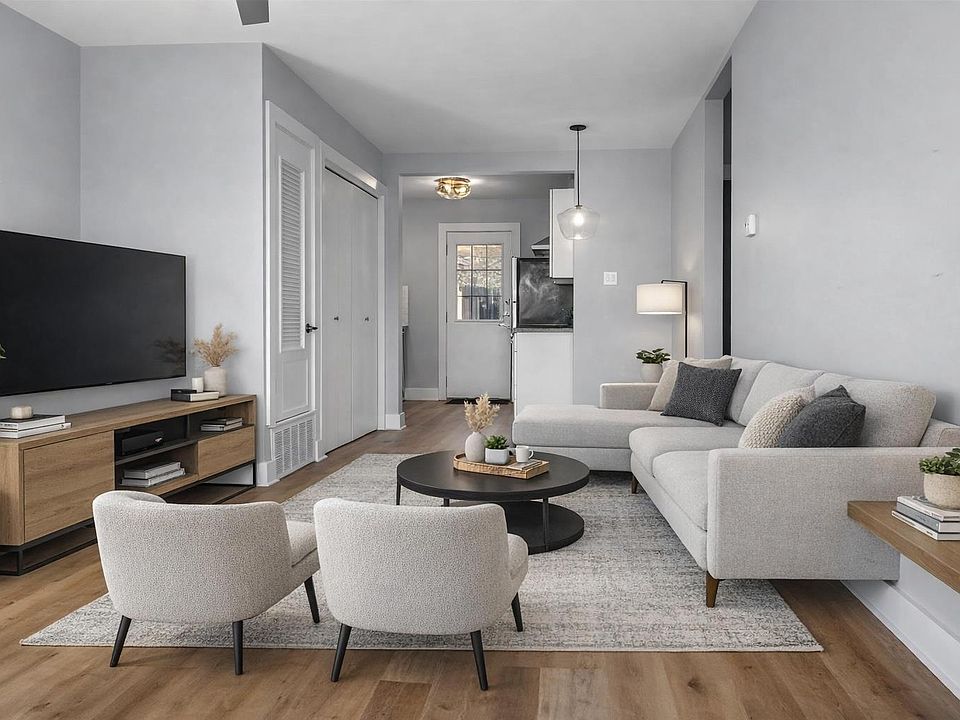 1st image of 4805 Richmond Ave #B