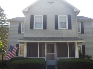 7 Mark Cir, Naples, NY 14512