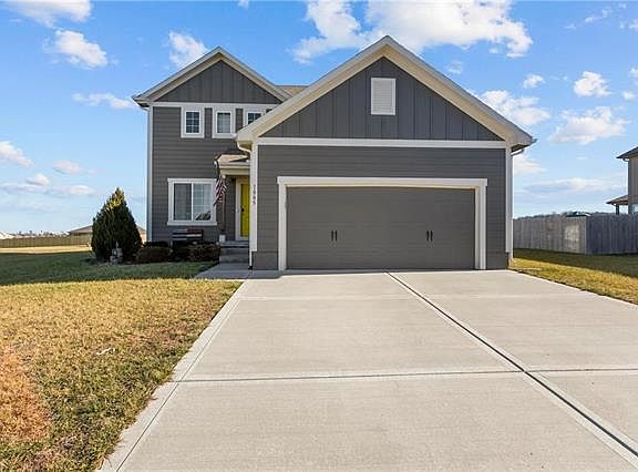 2nd image of 1005 Whippoorwill Ln