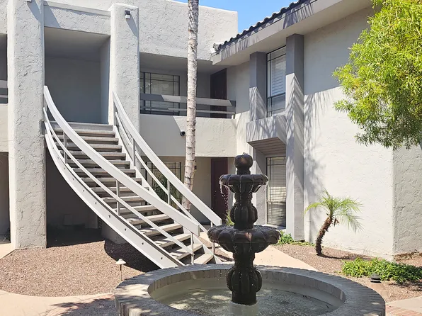 5209 N 24th St APT 201, Phoenix, AZ 85016