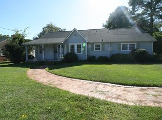 2515 Fort Bragg Rd, Fayetteville, NC 28303