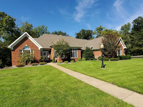 23 Roosevelt Dr, East Dubuque, IL 61025