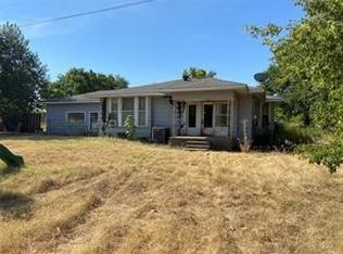 401 S Gardner St, Whitewright, TX 75491