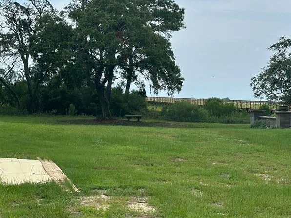 56 Enclave Pl., Pawleys Island, SC 29585