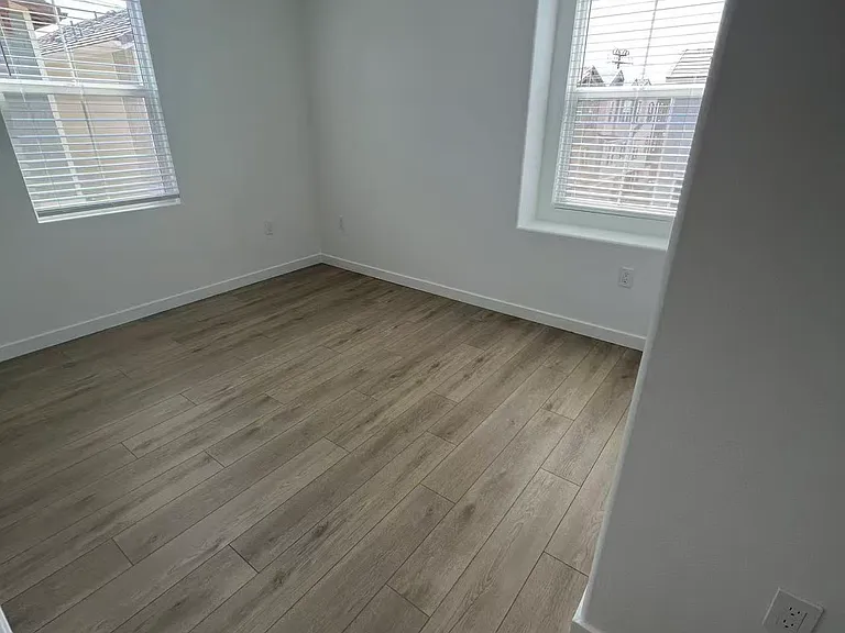 2521 Iconic St — Photo 20