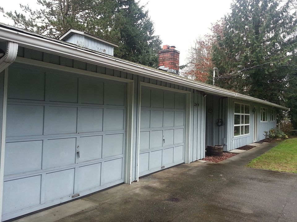 1st image of 2438 80th Ave NE