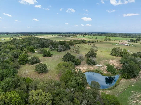 11509 S Hickory Loop, Calvert, TX 77837