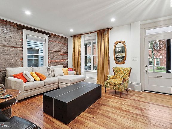 4th image of 24 E Orange St