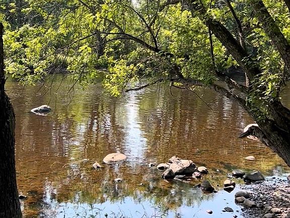 2nd image of N9076 Old Bridge Rd